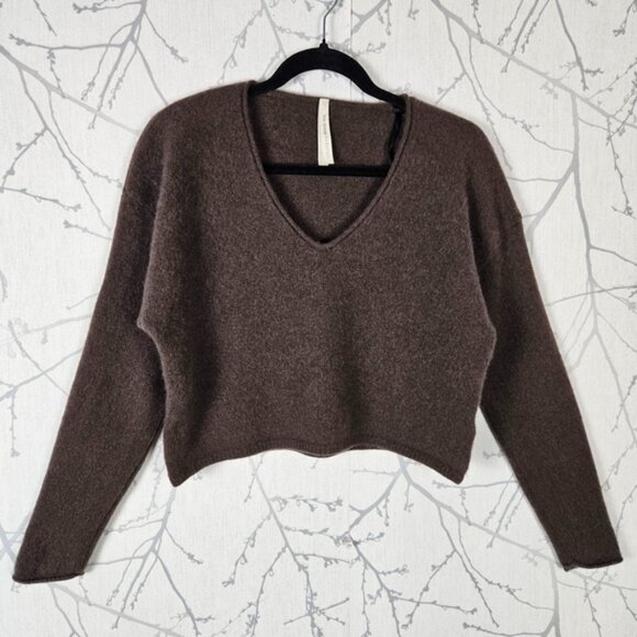 Babaton Brown 100% Cashmere Knit V-Neck Genre Sweater - Picture 1 of 5
